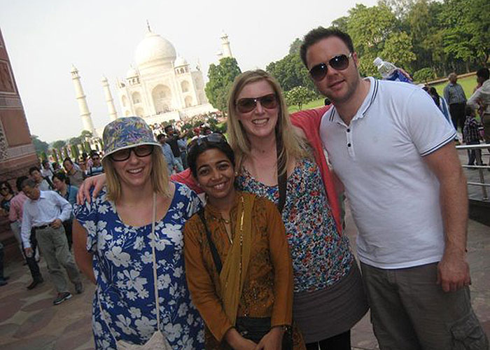 Taj Mahal Tour Guide - Travelers Gallery