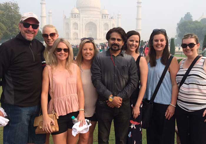 Taj Mahal Tour Guide - Travelers Gallery