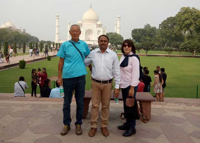 Taj Mahal Tour Guide - Travelers Gallery