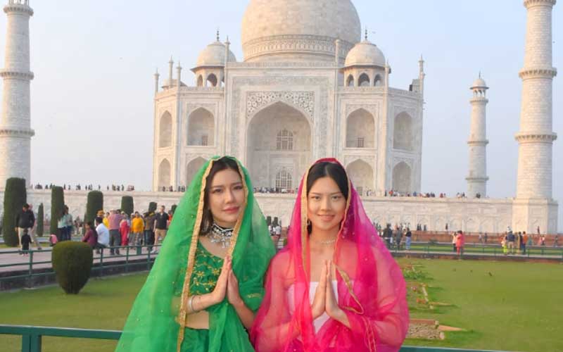 Same Day Taj Mahal Tour from Delhi by Luxury Car