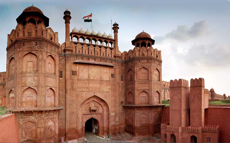 Half-Day Old Delhi Sightseeing Tour with Local Tour Guide