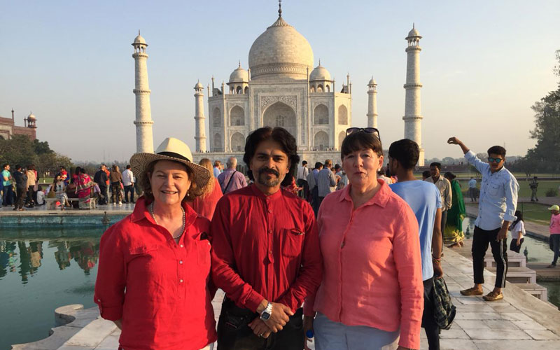 Private Taj Mahal Day Tour by Helicopter from Delhi to Agra